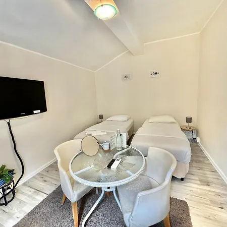 בית הארחה Maison Sarraj