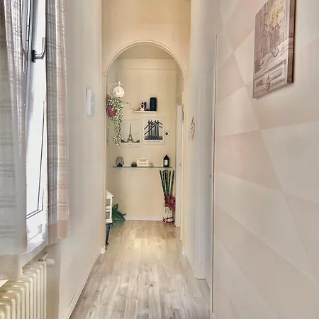 Maison Sarraj * Parma